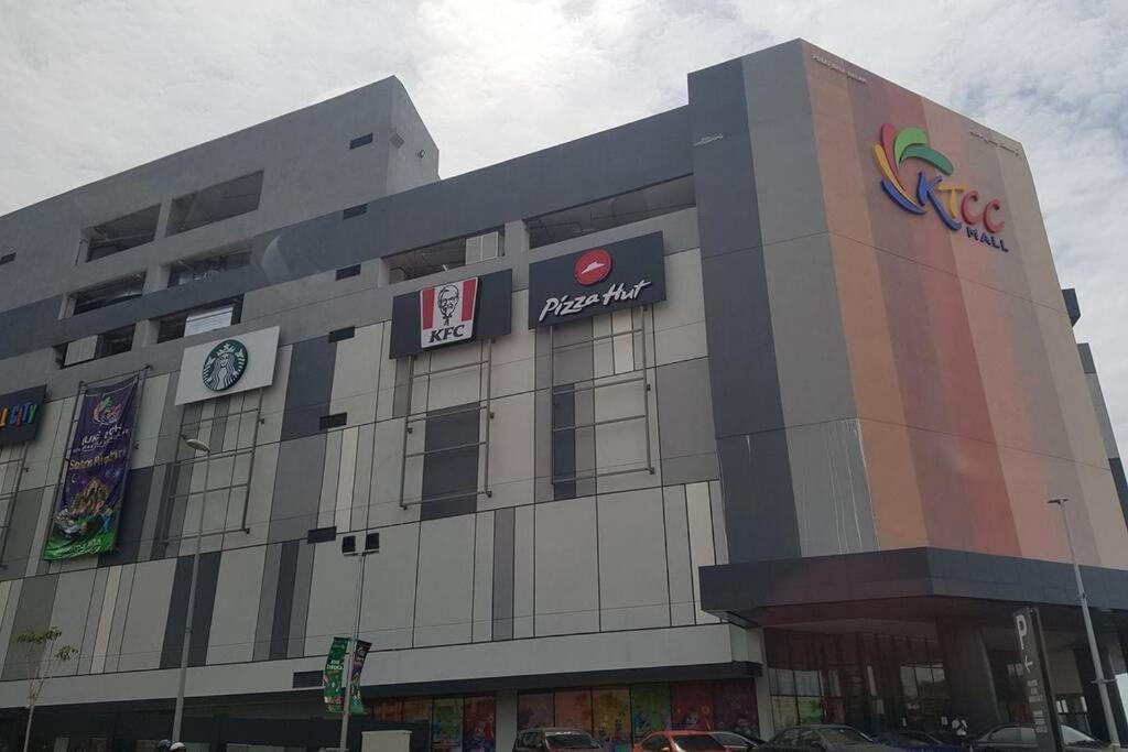 Camelia Seroja View Drawbridge, Ktcc Mall & Mayang Mall Kuala Terengganu Exteriör bild